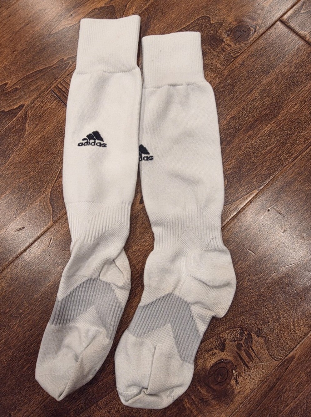 adidas Unisex Metro Soccer Socks Calf Sleeves (1 Pair) White/Black Youth Small